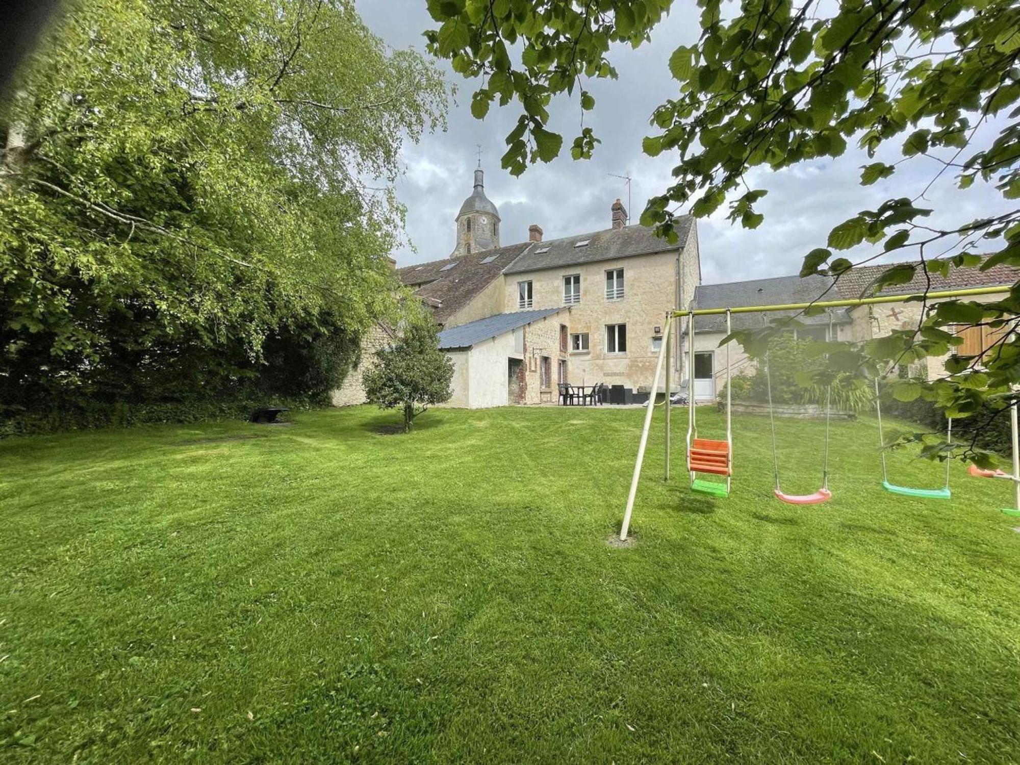 Maison Percheronne Spacieuse Avec Billard, Babyfoot, Et Jardin Clos, Animaux Bienvenus ! - Fr-1-497-65 La Mesniere Exterior photo