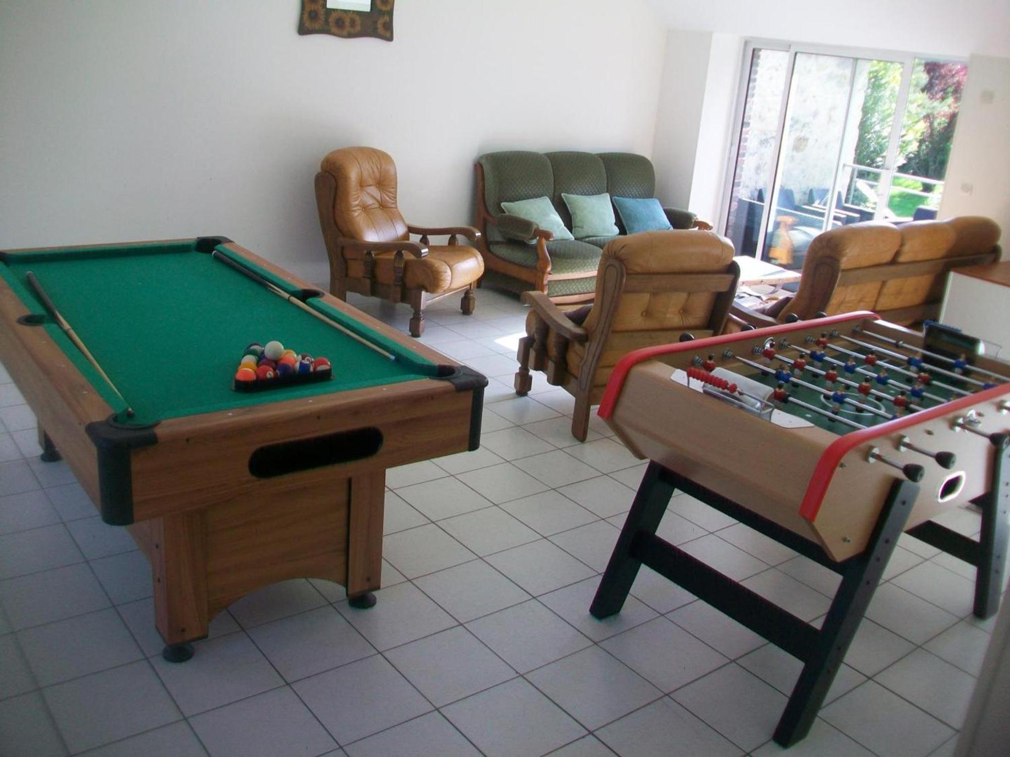 Maison Percheronne Spacieuse Avec Billard, Babyfoot, Et Jardin Clos, Animaux Bienvenus ! - Fr-1-497-65 La Mesniere Exterior photo