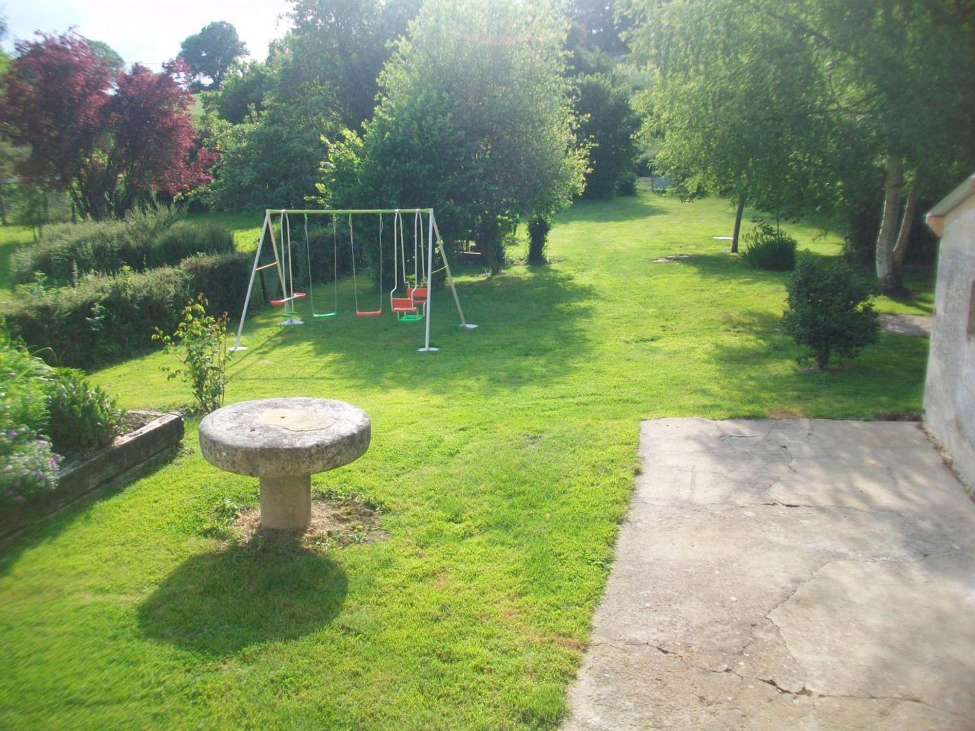 Maison Percheronne Spacieuse Avec Billard, Babyfoot, Et Jardin Clos, Animaux Bienvenus ! - Fr-1-497-65 La Mesniere Exterior photo